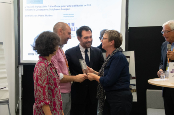 Les lauréats ont reçu leur trophées des mains d'Annick Valette - Photo Catherine Cros Les lauréats ont reçu leur trophées des mains d'Annick Valette - Photo Catherine Cros
