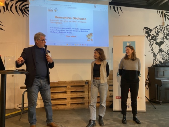 Lola Devant à gauche et Mathilde Rolland à droite de l'image - photos Toit Citoyen - Lola Devant à gauche et Mathilde Rolland à droite de l'image - photos Toit Citoyen -