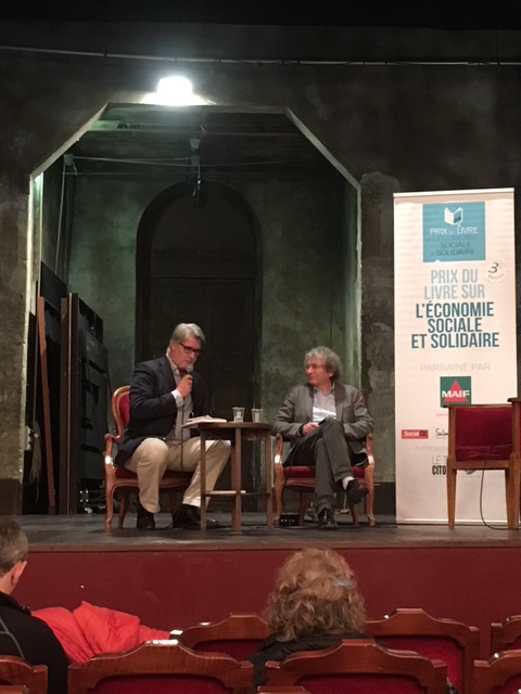 Duo sur la scène magistrale du Théâtre de l'Atelier - Photo Toit Citoyen -