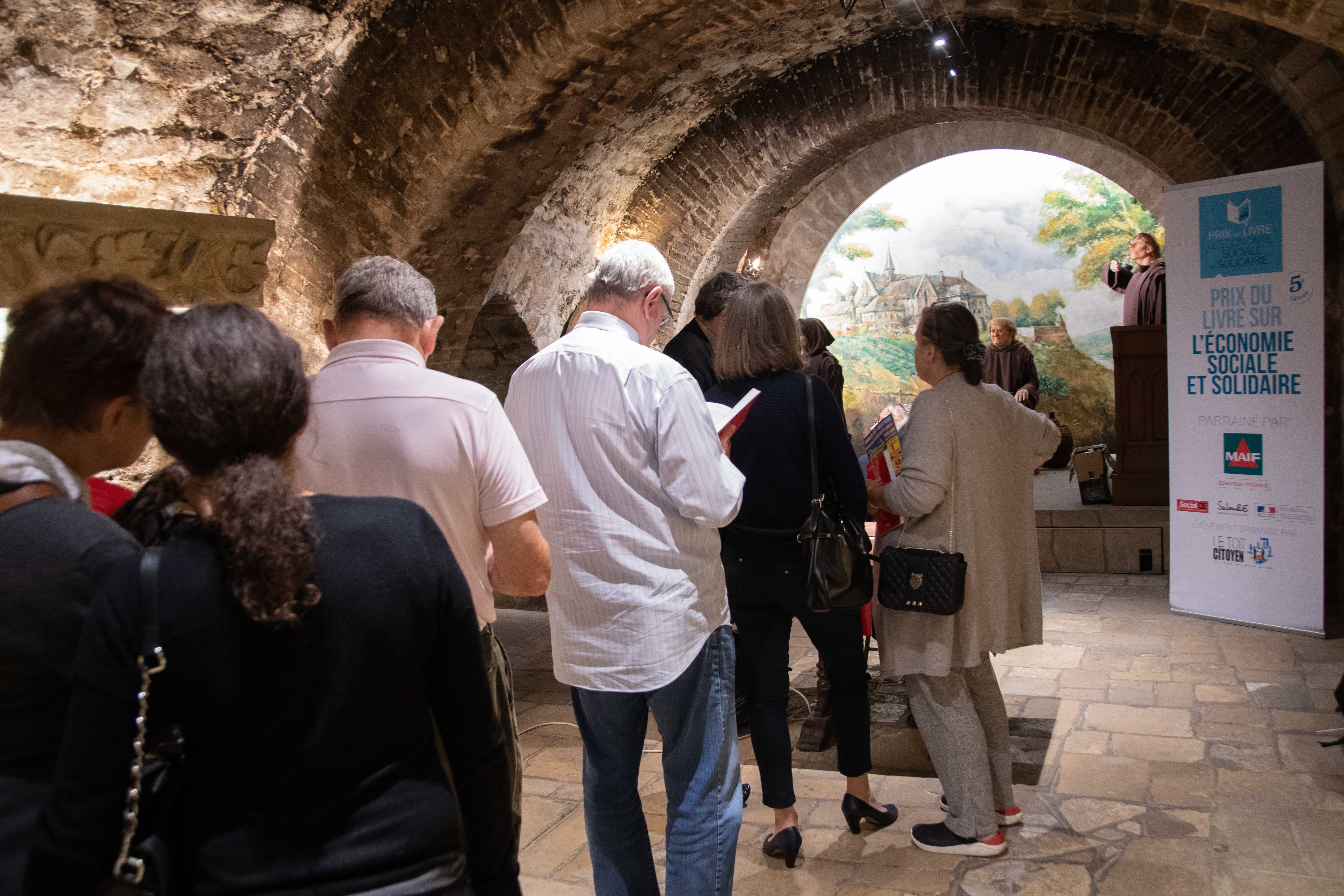 Près de 80 livres dédicacés par Denis Lefèvre, prix du Livre ESS 2018 lors de la Matinée Citoyenne au Musée du Vin !