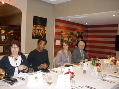 La délibération du jury des CE (par Anne Guillemard) La délibération du jury des CE (par Anne Guillemard)