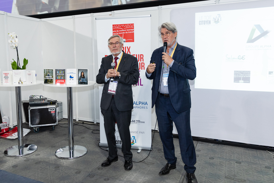 Patrick Gobert remercie tous les participants, adhérents et amis, SalonsCE et SocialCSE, partenaires du Prix, Jean Auroux et tout le Jury sans oublier bien sûr le Groupe Alpha, sa directice générale, Estelle Sauvat et son président Pierre Ferracci sans qui le prix n'aurait pu se tenir- Photo : Jacques Martin - Patrick Gobert remercie tous les participants, adhérents et amis, SalonsCE et SocialCSE, partenaires du Prix, Jean Auroux et tout le Jury sans oublier bien sûr le Groupe Alpha, sa directice générale, Estelle Sauvat et son président Pierre Ferracci sans qui le prix n'aurait pu se tenir- Photo : Jacques Martin -