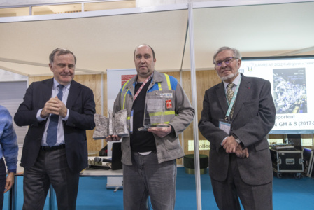 Stéphane Ledormand représentait Arno Bertina pour le livre sur le combat des GMS. Stéphane Ledormand représentait Arno Bertina pour le livre sur le combat des GMS.