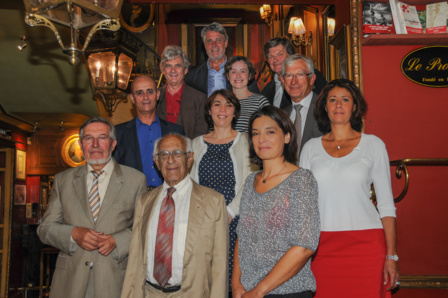 Premier jury du prix qui aura 10 ans en 2023, présidé par Claude Alphandéry aux côtés de Jean Auroux, parrain du Toit Citoyen - Photo Toit Citoyen -