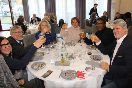 Une matinée terminée par un repas de fête très bien cuisiné et servi par les Apprentis ! Photo Jean-Paul Berger.