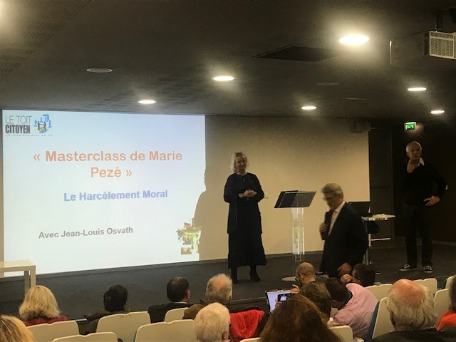 Beaucoup de participants à la " Masterclass " de Marie Pezé le 17 octobre au Pavillon de l'Eau !
